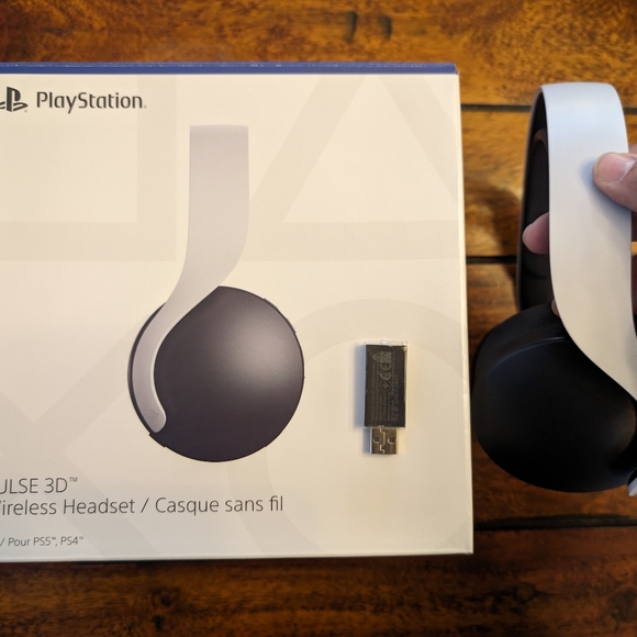 Sony Playstation PS PS5 Pulse 3D Wireless Headset - Picture 3 of 6